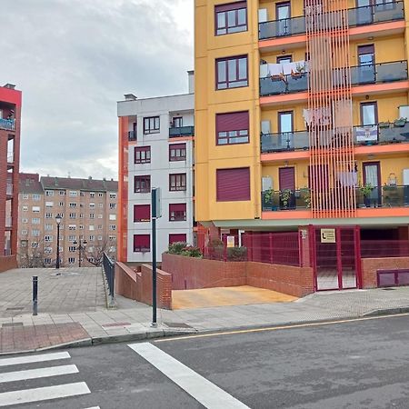 Apartament Avello Oviedo Con Parking Zewnętrze zdjęcie