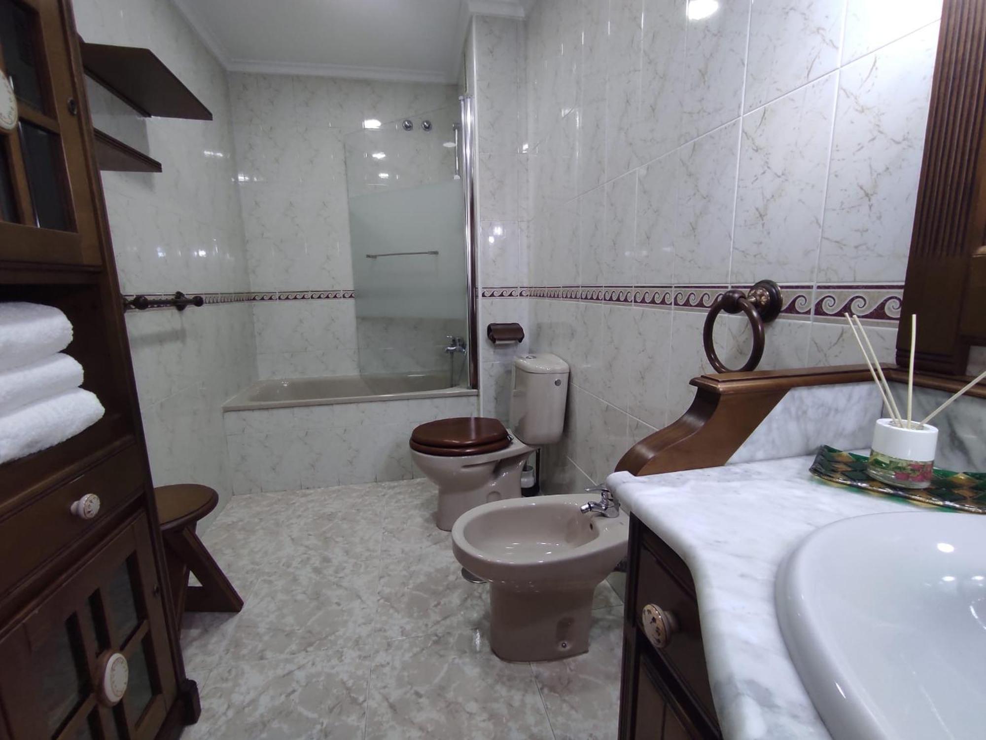 Apartament Avello Oviedo Con Parking Zewnętrze zdjęcie