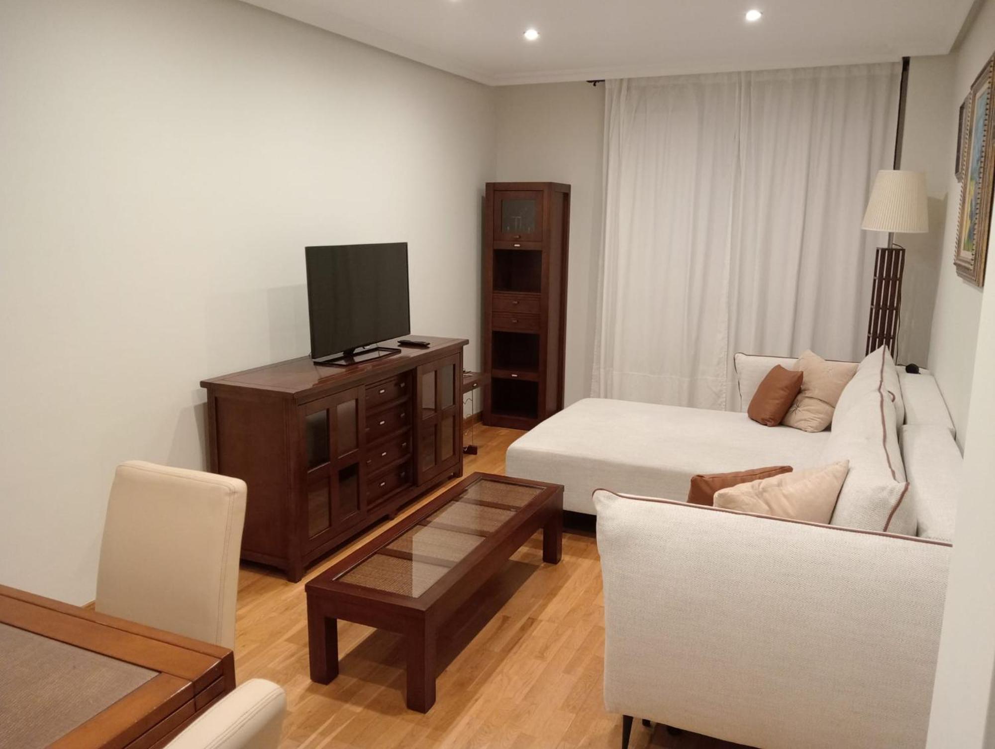 Apartament Avello Oviedo Con Parking Zewnętrze zdjęcie