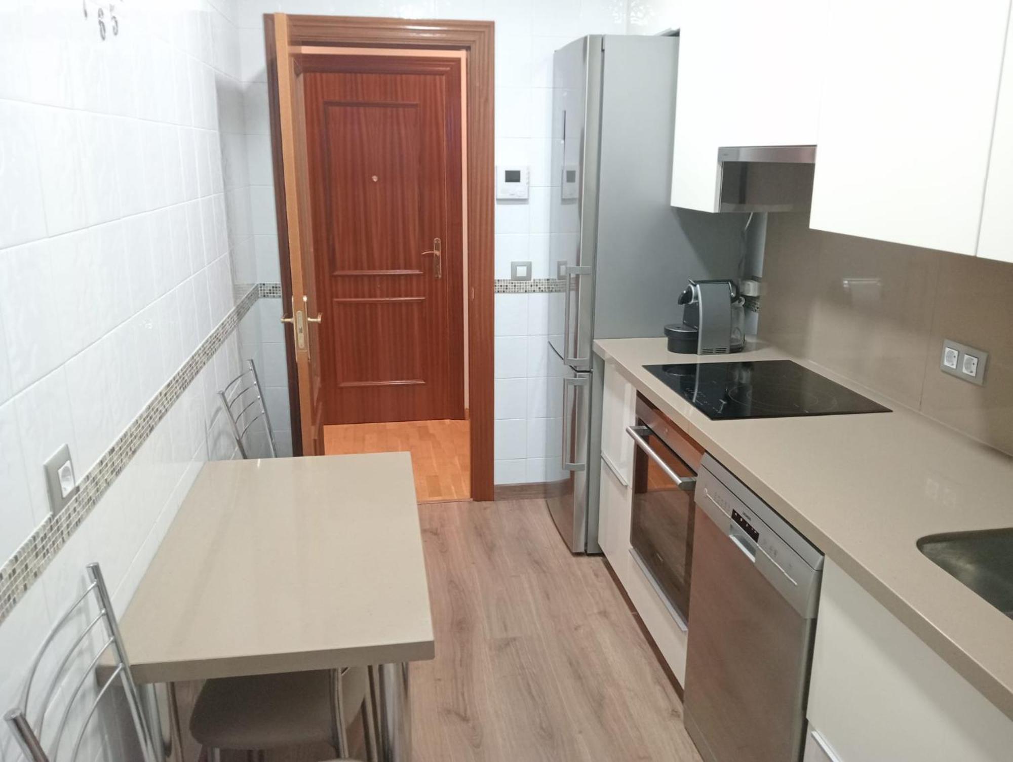 Apartament Avello Oviedo Con Parking Zewnętrze zdjęcie
